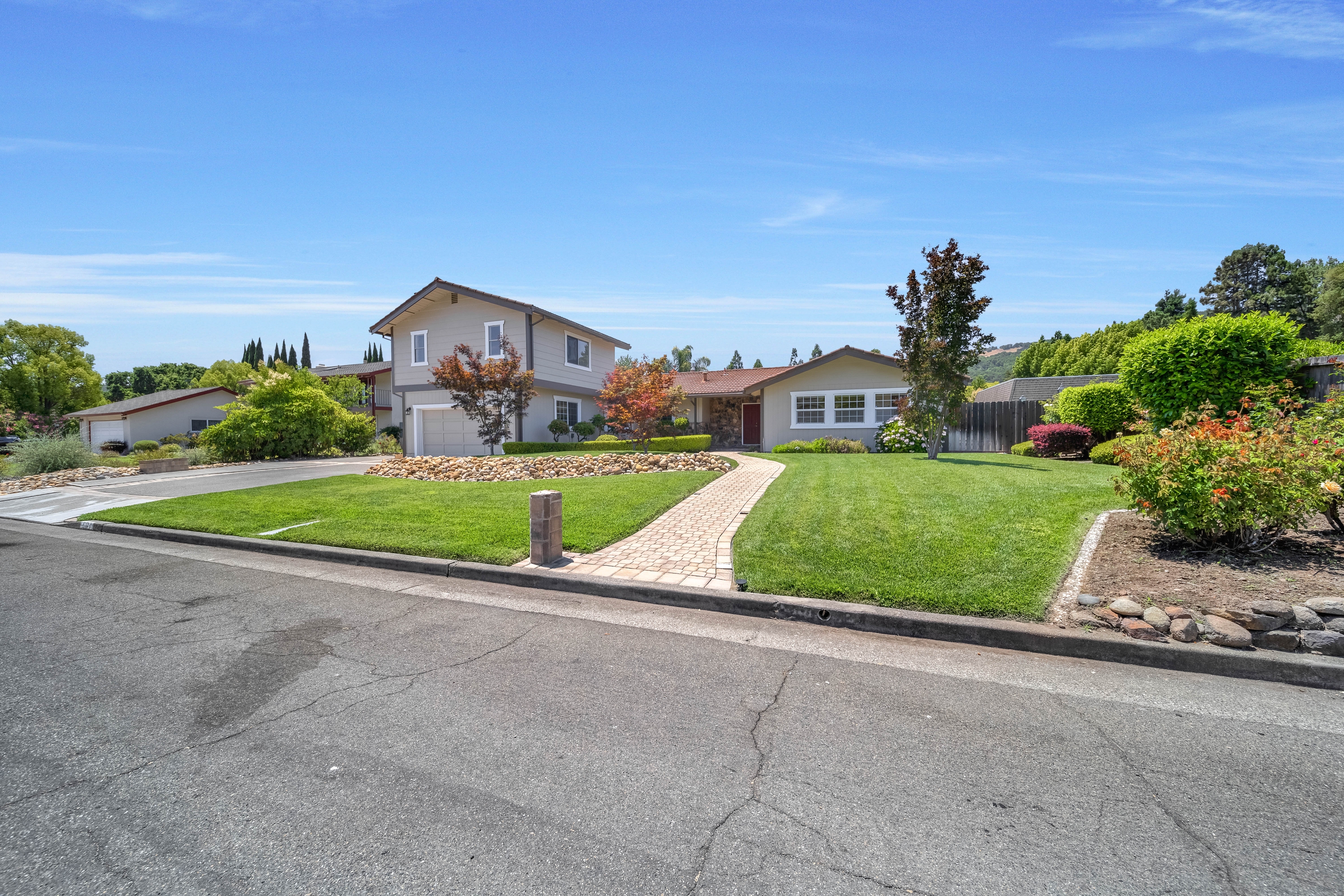 601 Cherry Court