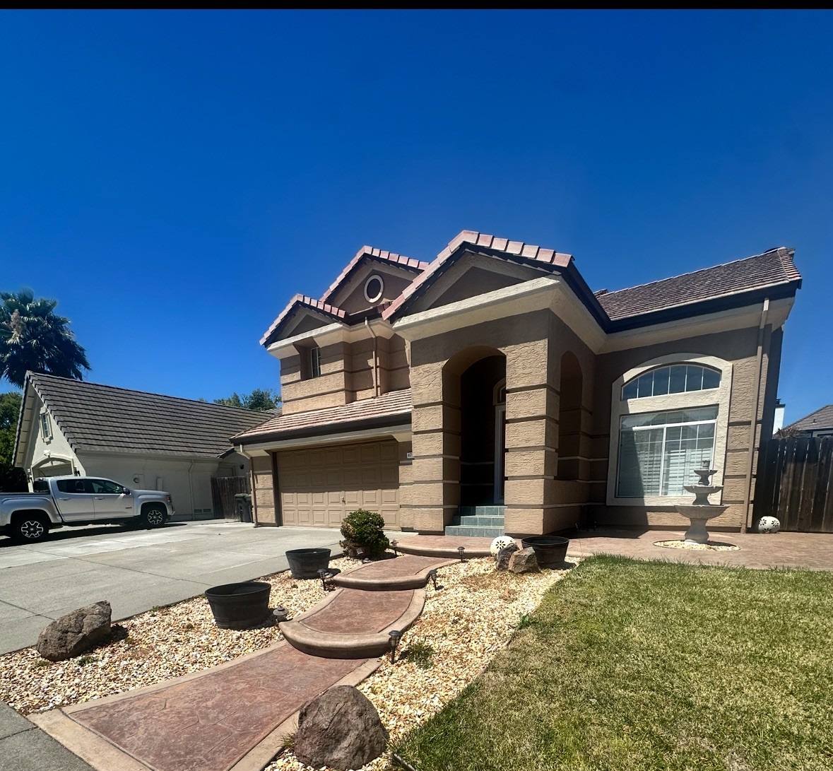 4712 Brookside Circle